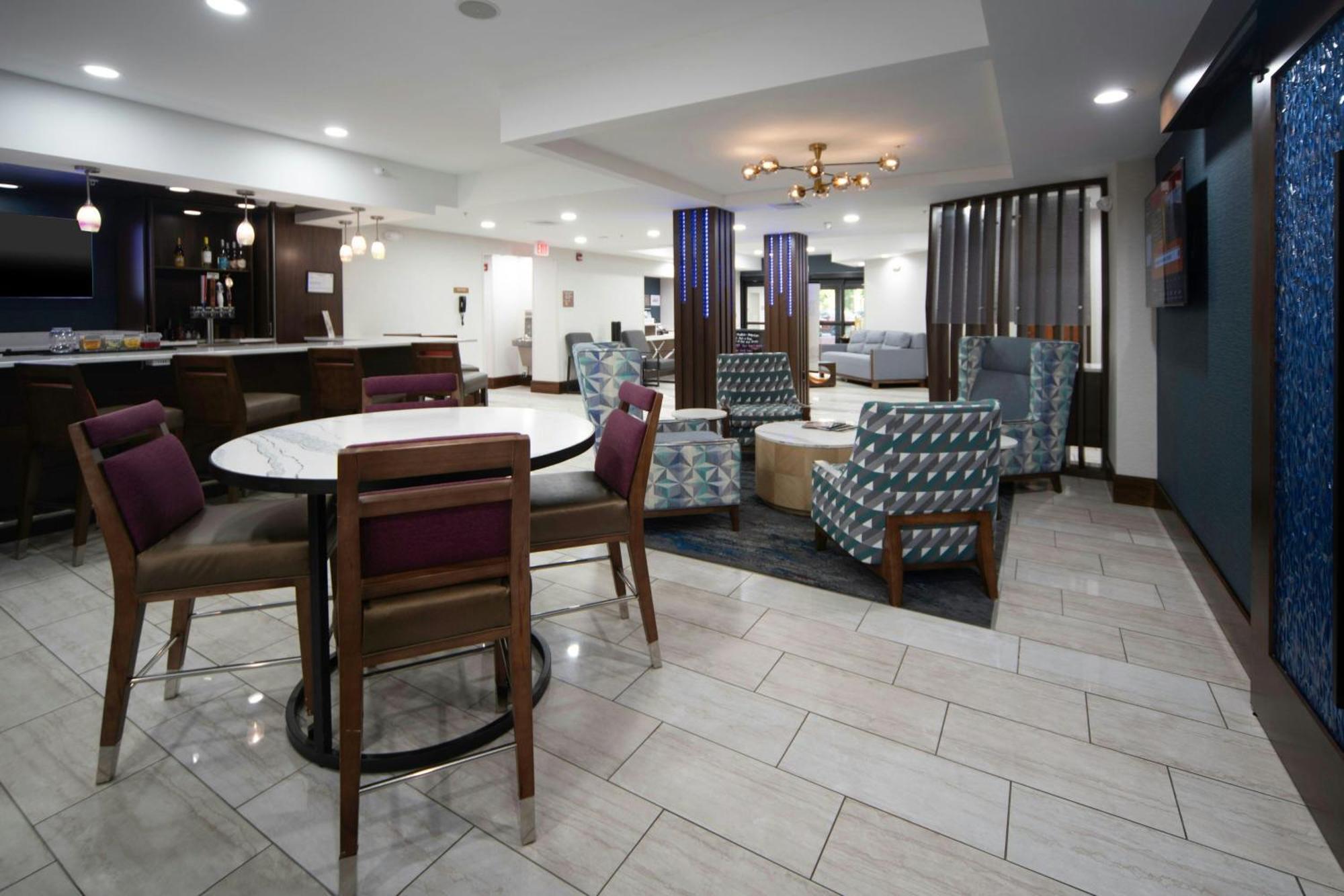 Four Points By Sheraton Liberty 2*