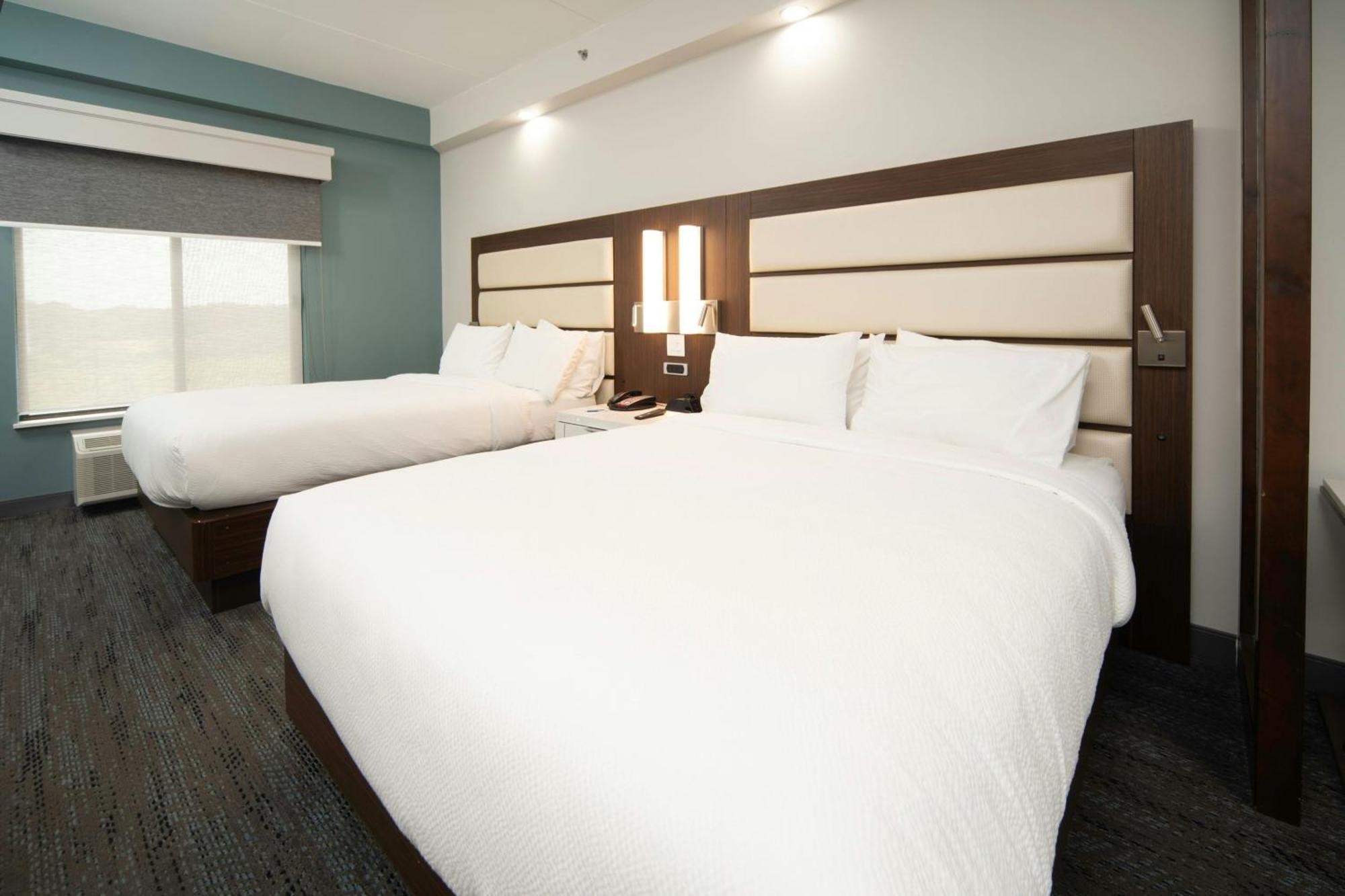 Hotel Four Points By Sheraton Liberty 2*
