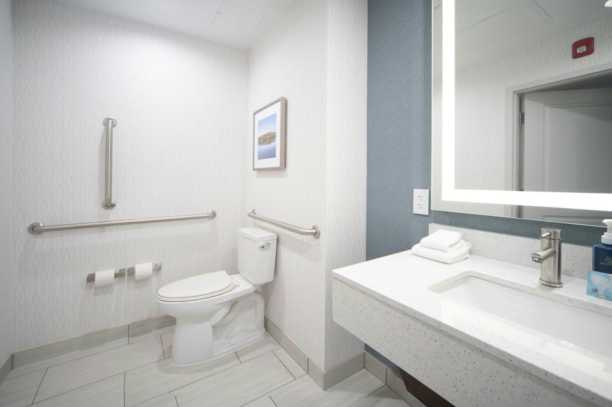 Four Points By Sheraton Liberty Fayetteville